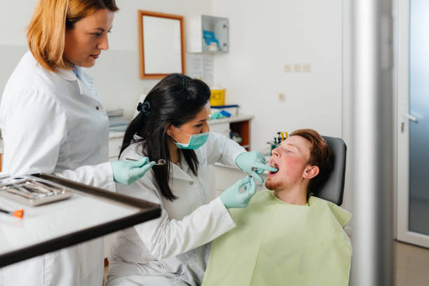 Best Broken or Chipped Tooth Repair in Long Neck, DE
